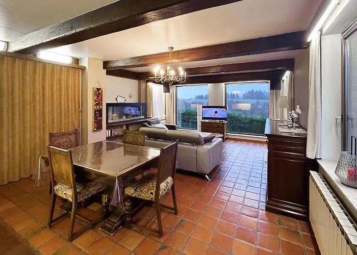 Stunning Apartment In Bastogne With Wifi