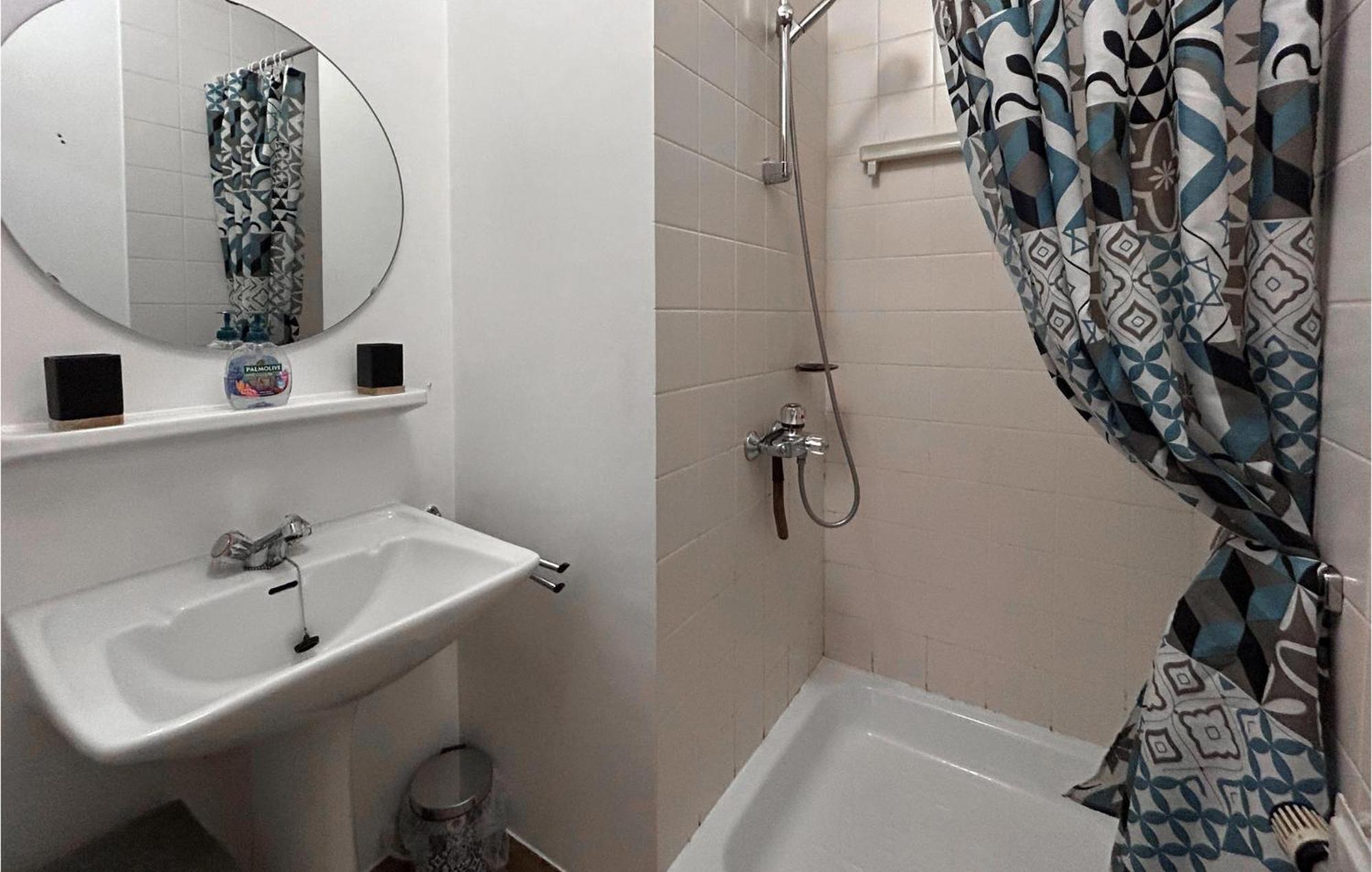 Stunning In With Wifi Apartment